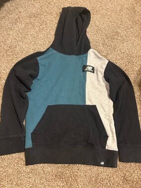 New Balance Men’s Colorblock Crewneck Hoodie - Teal/Gray/Black